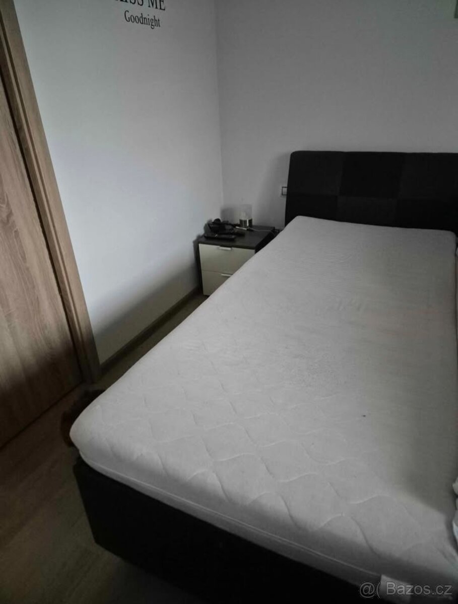 Postel s rošty a matracemi 180x200 - 4