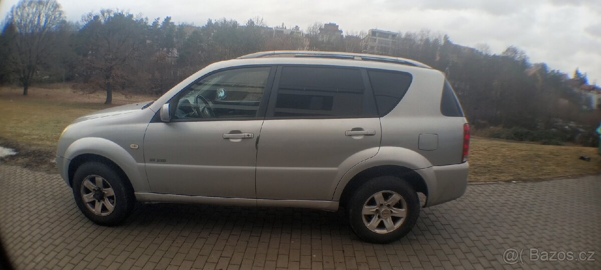 Sangyoung rexton benzin 2.3 - 4