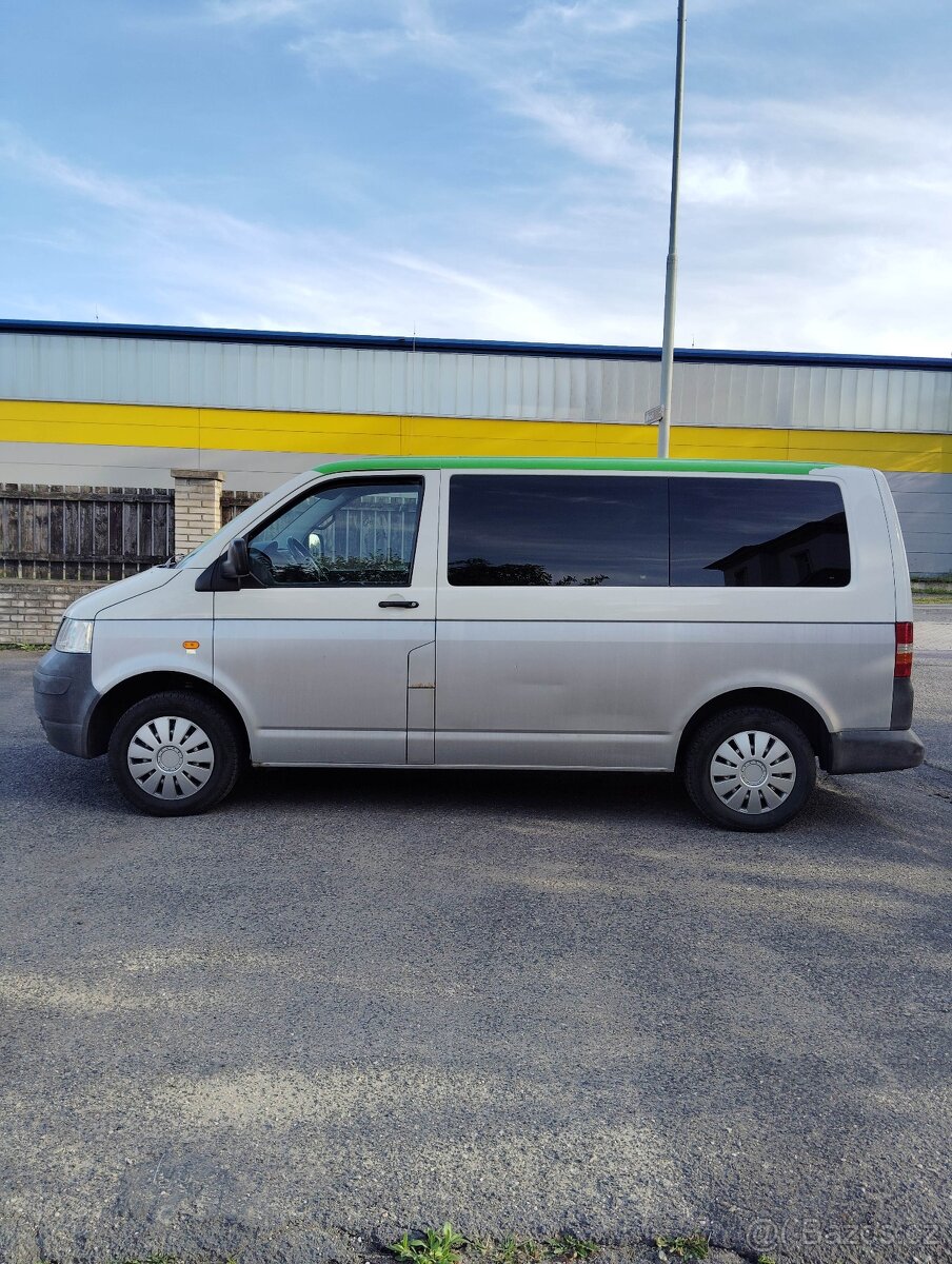 VW Transporter T5 1.9 TDI - 4