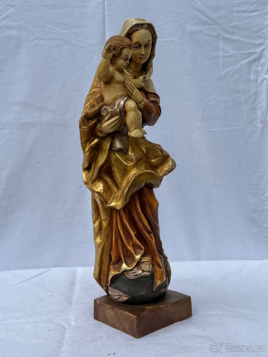 Dřevěná socha Panna Marie s Ježíškem polychromie - 4