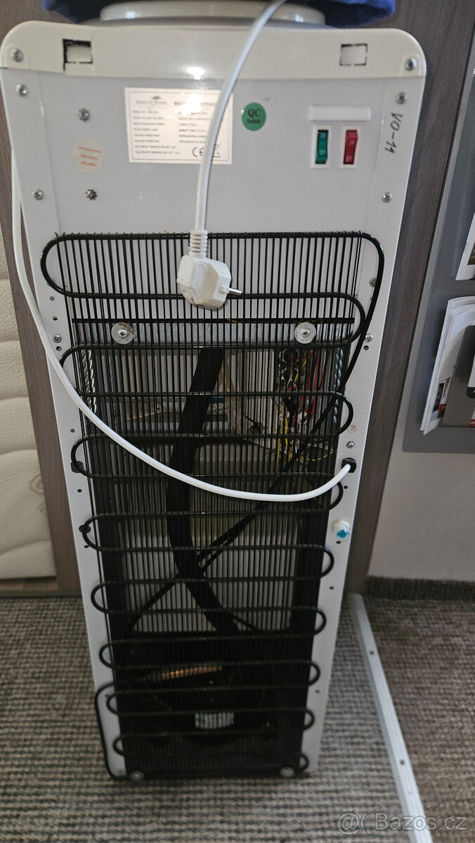 Elektrický dávkovač vody s lednicí Šumavský pramen - 4