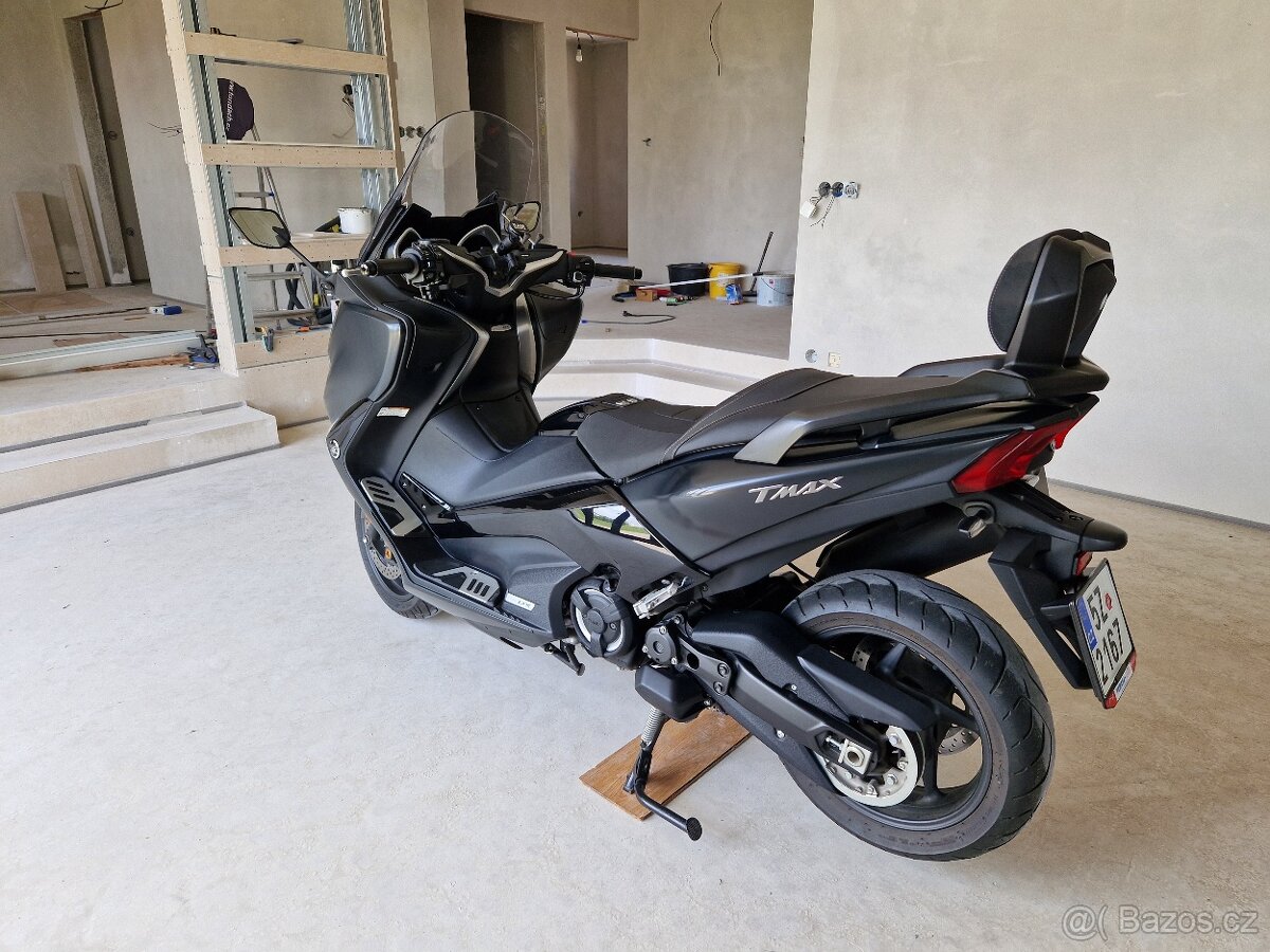 Skútr Yamaha T max 530 DX. - 4