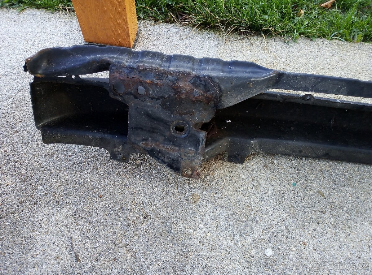 Výztuha předního nárazníku Octavia I - 4