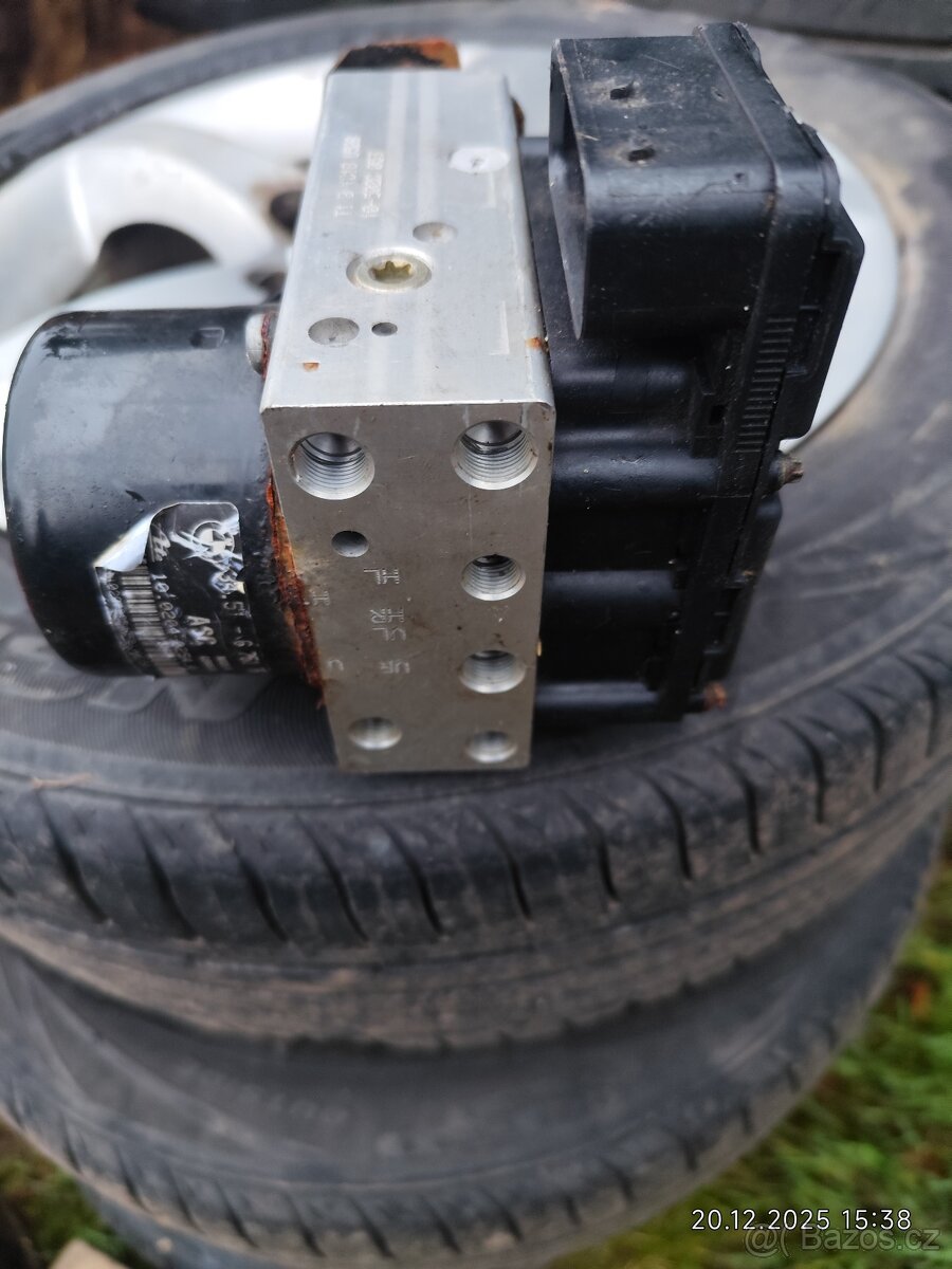 Prodám Řídící jednotku ABS na BMW e46 - 4