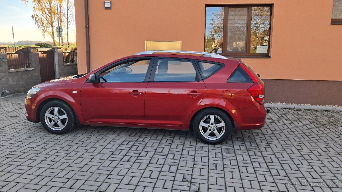 Kia Cee´d, Kombi 1.6i / 92KW - 4