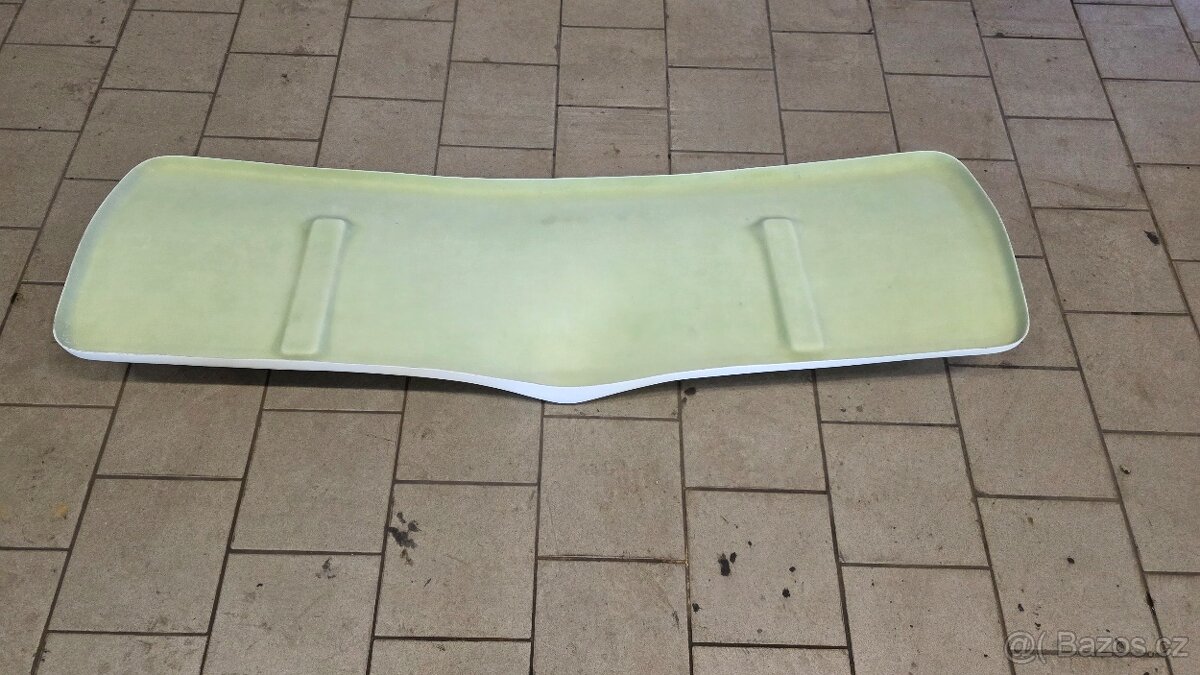 Spoiler pro karavan - 4