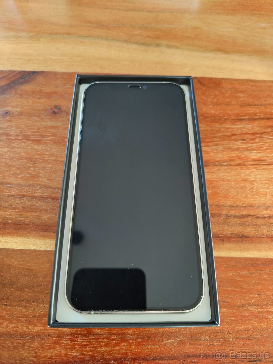 iPHONE 12 PRO - 4