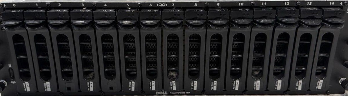 diskové pole Dell PowerVault MD3000i - 4