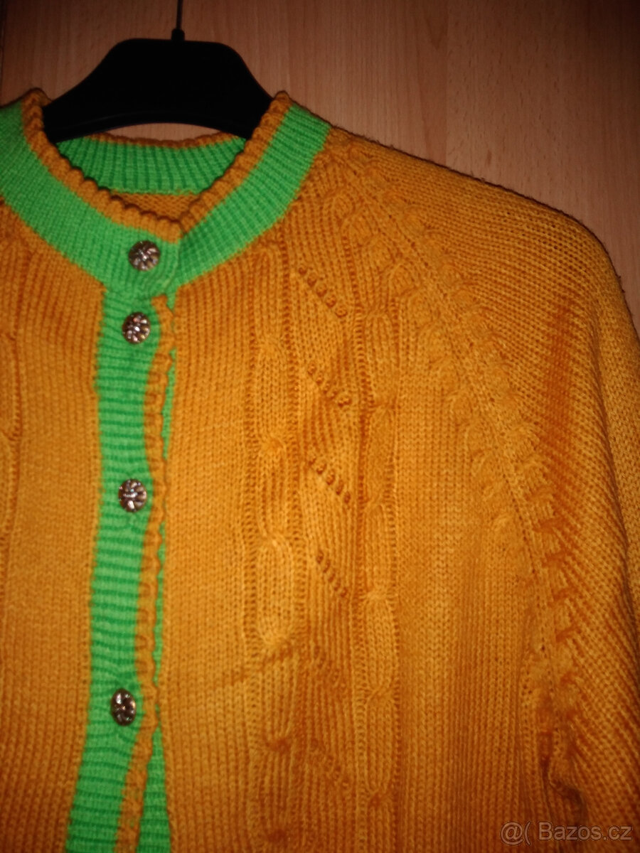 Oranžovozelený ručně pletený svetr - 4
