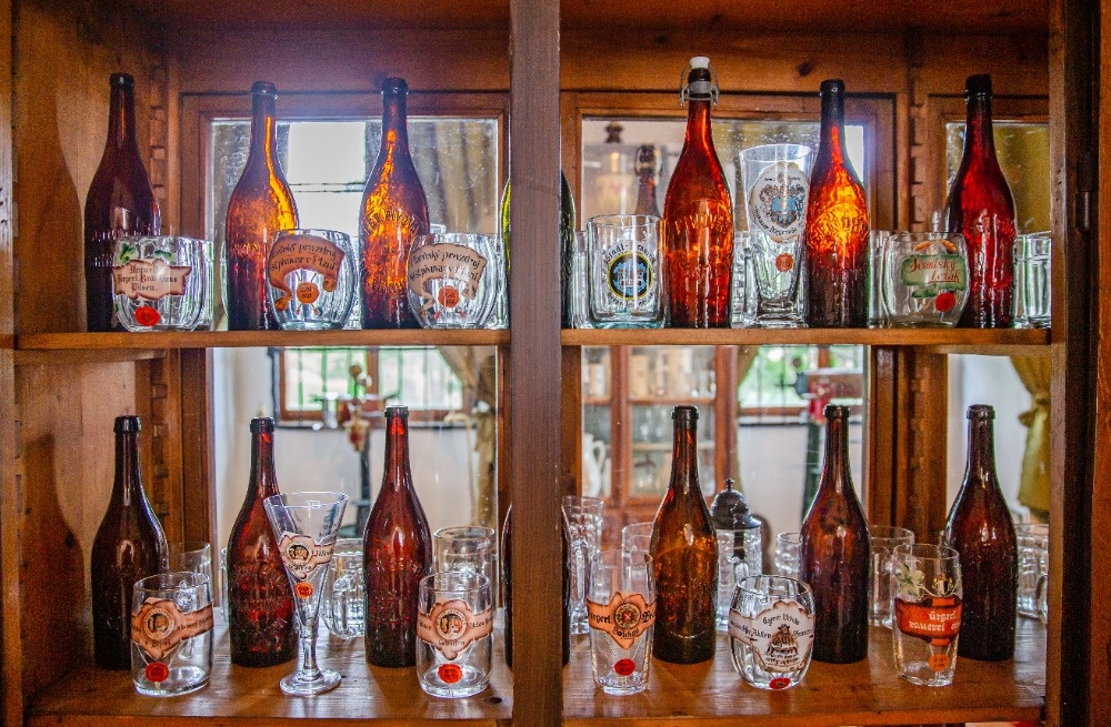 Sbírám STARÉ LAHVE, SKLENICE, PULLITRY, FLAŠKY NA PIVO - 4