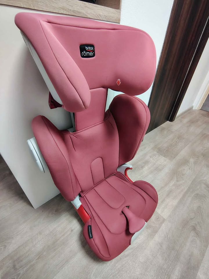 Britax RÖMER Kidfix II XP Sict Wine Rose - 4