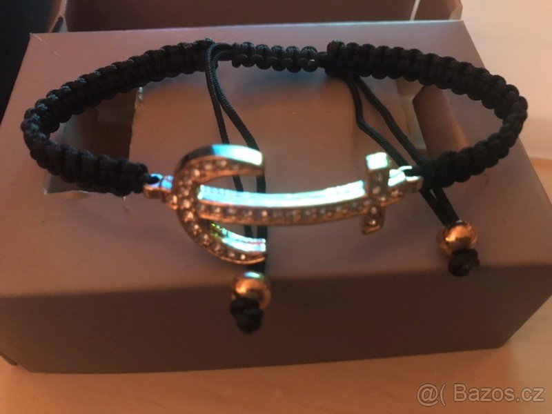 Set hodinky a náramek je úplně nový - 4