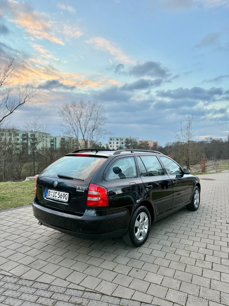 Škoda Octavia 2008 rok 1.9 tdi automat - 4