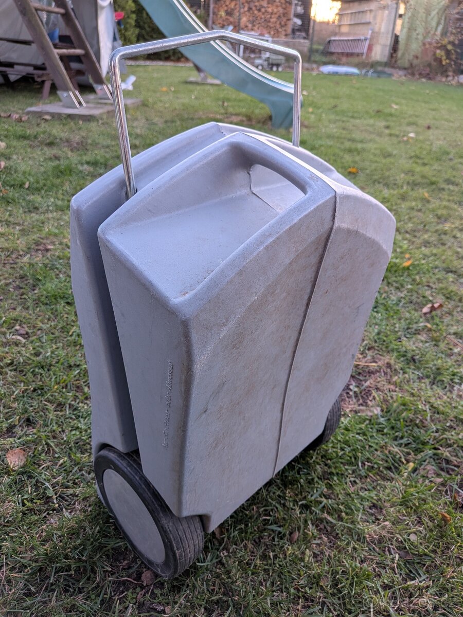 Nádrž na odpadní vodu ke karavanu - 4