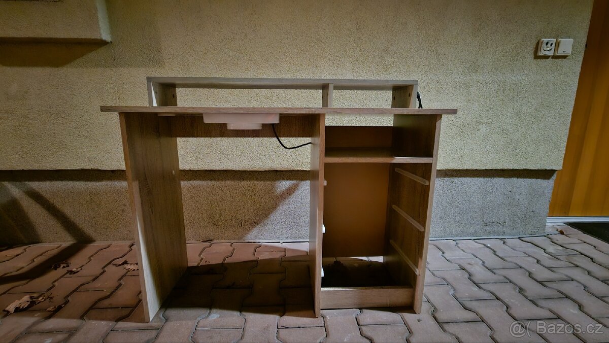 Stůl na manikúru - 4