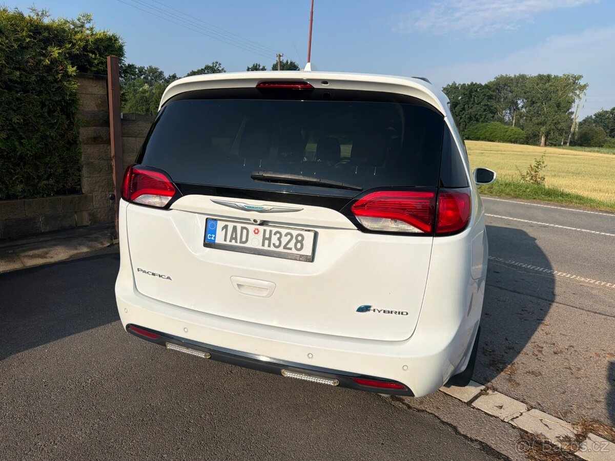 Chrysler Pacifica 3,6 L DVD Hybrid Plug In 2019 - 4