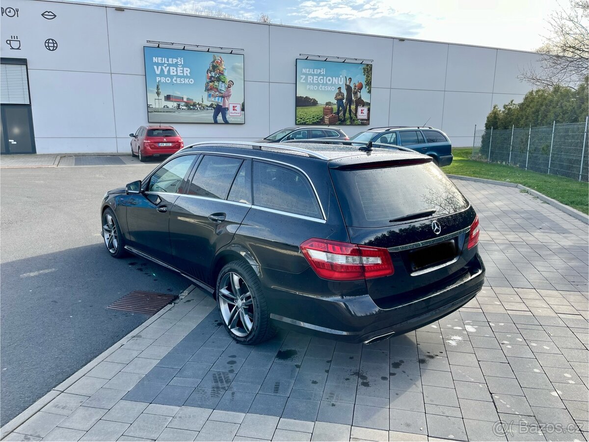 Mercedes Benz W212 AMG PAKET - 4