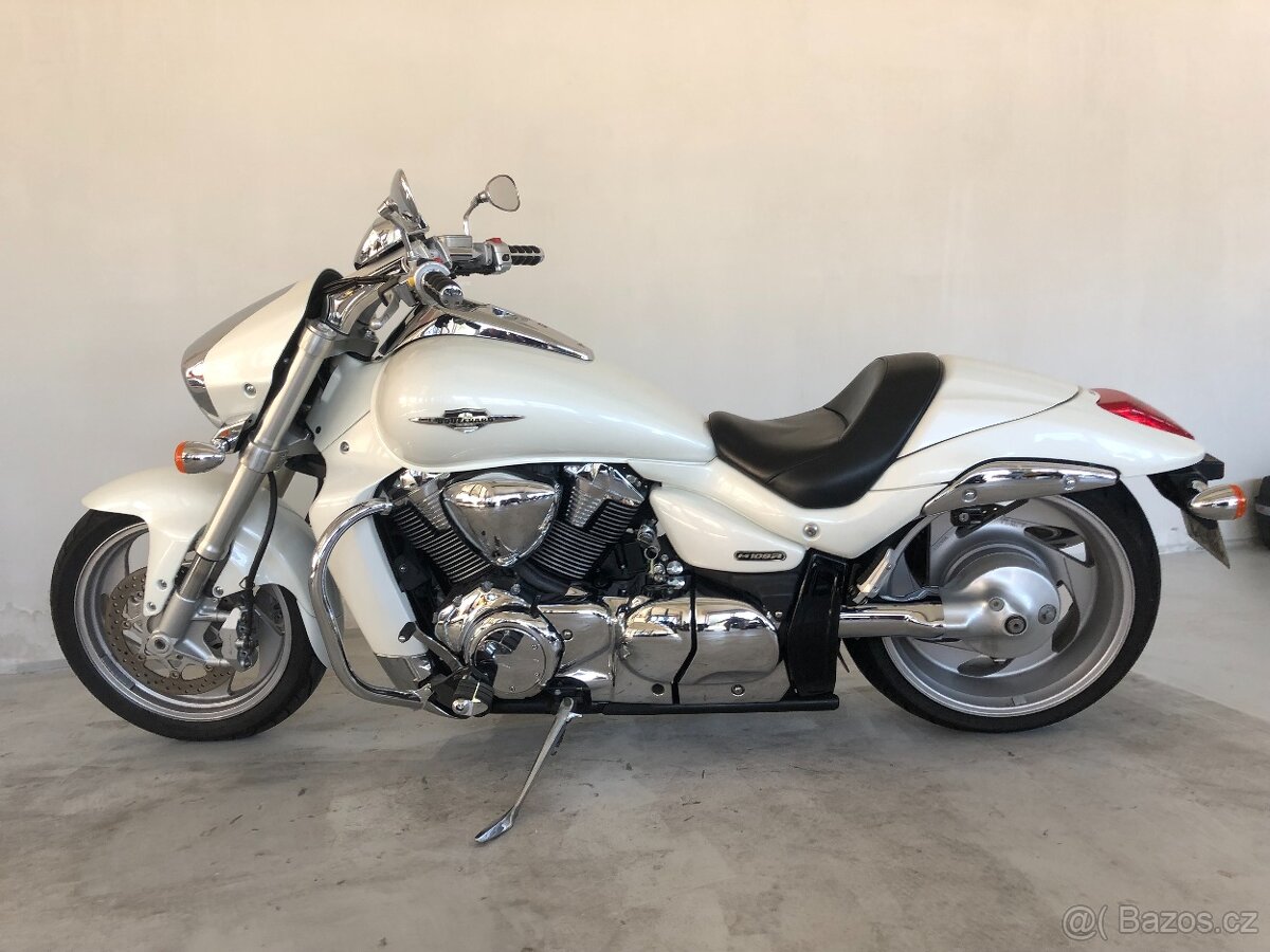 Suzuki Intruder VZR 1800 (boulevard) - 4