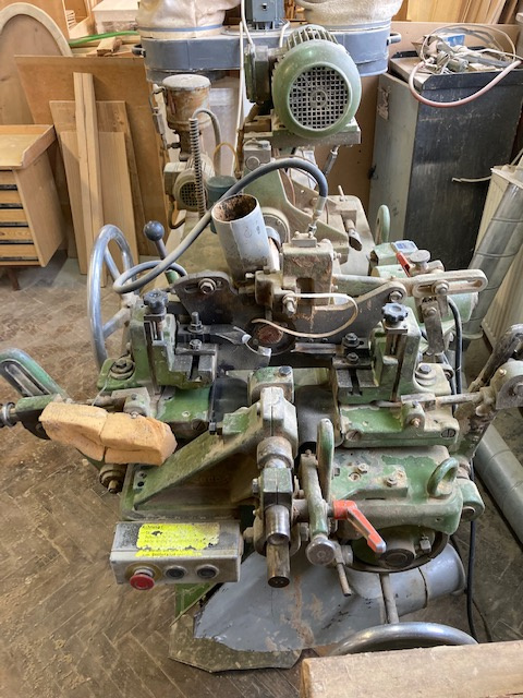 Nová cena - Linka na výrobu úchytek Hempel VKR plus bruska - 4