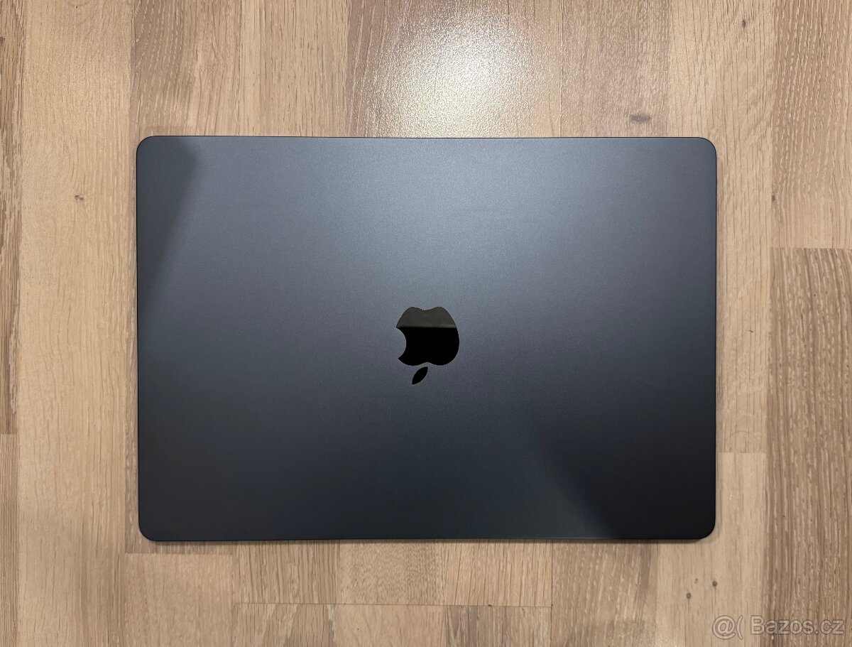 MacBook Air 15 M3 CZ (2024) Temně inkoustový - 4