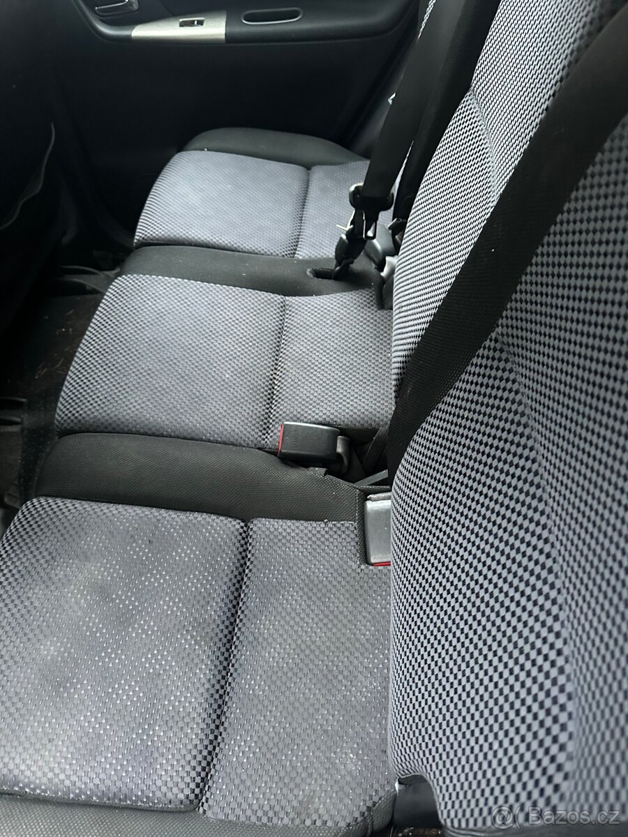 Toyota Corolla Verso 2,0D - 4