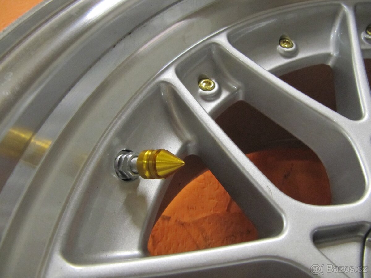 Alu Haxer R18 dvojrozměr - 4