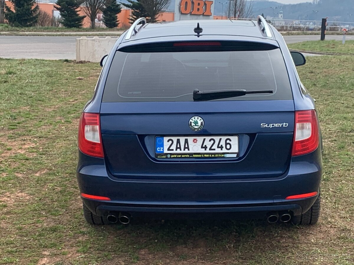 Škoda Superb combi 3.6 FSI - 4