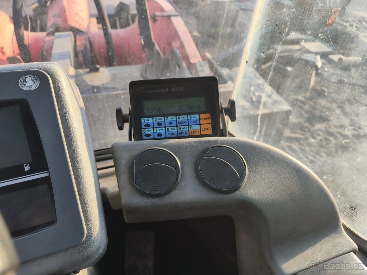 Čelní nakladač OaK - 4