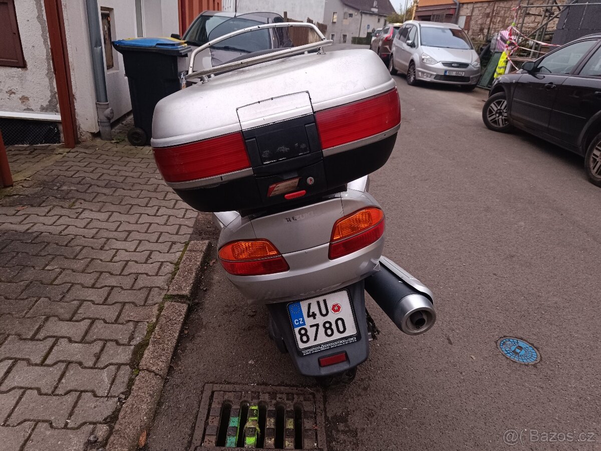 prodám skútr Suzuki AN Burgman 650 - 4