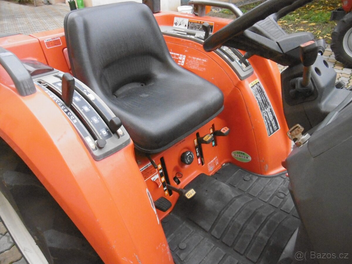Malotraktor KUBOTA GT19D - 4