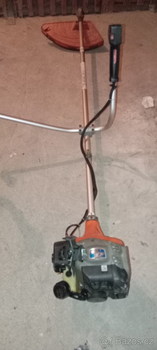 Křovinořezy na opravu - 4