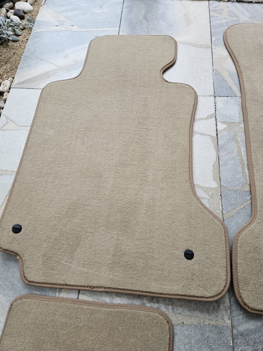 BMW e38 OE Velurove koberečky NOVÉ - 4