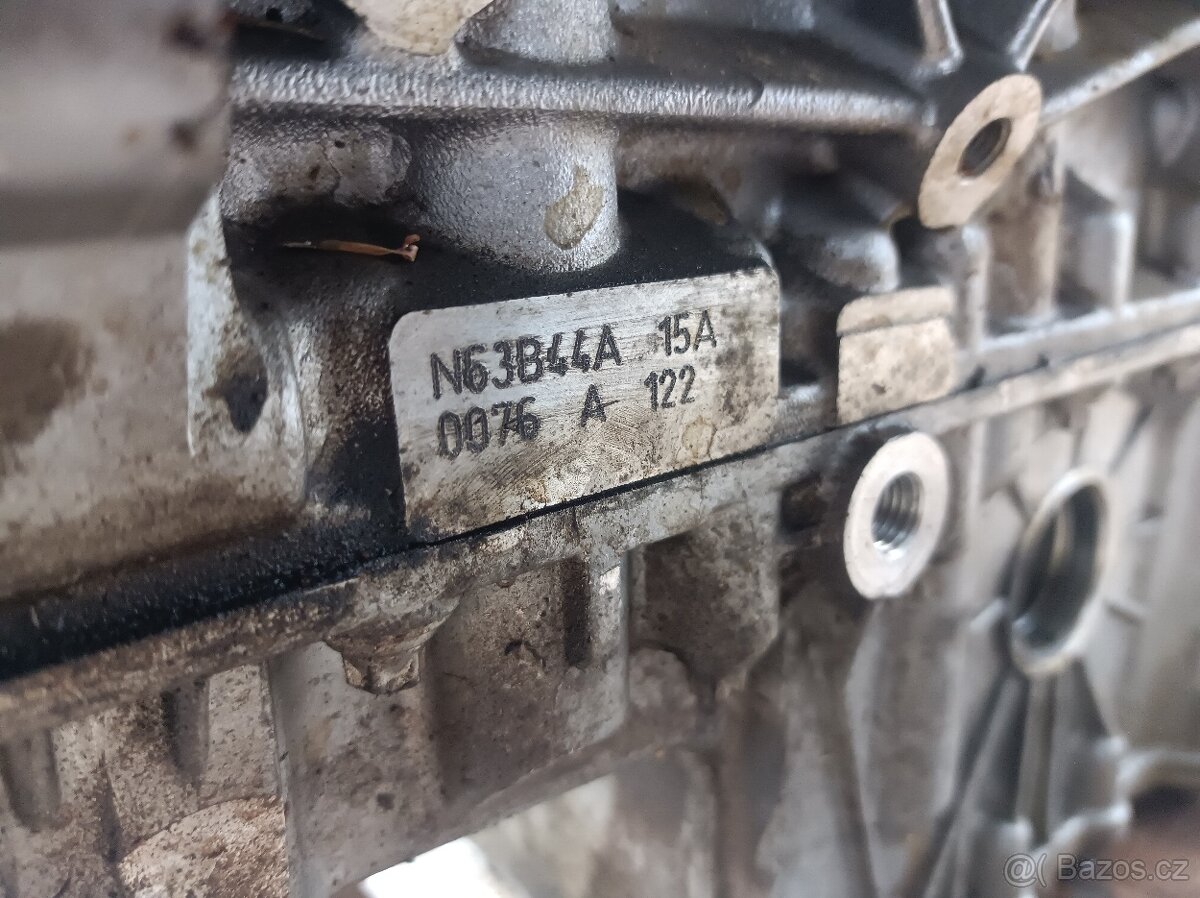 BMW n63b44a motor 650i 750i 300kw - 4