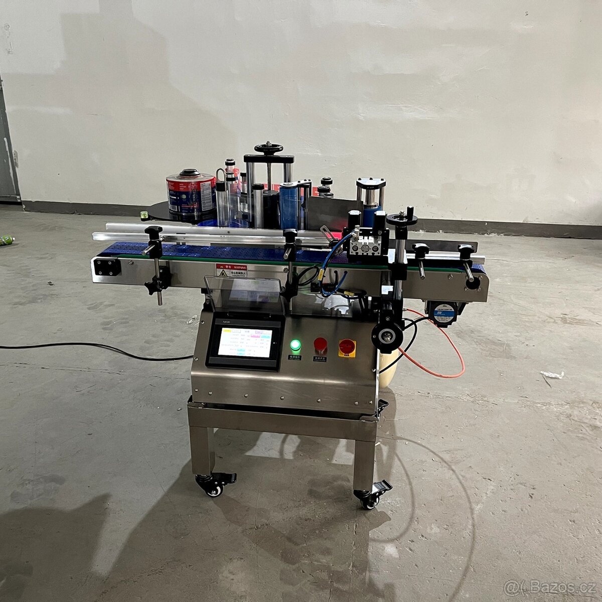 Etiketovací stroje, etiketovací stroj na lahve - 4