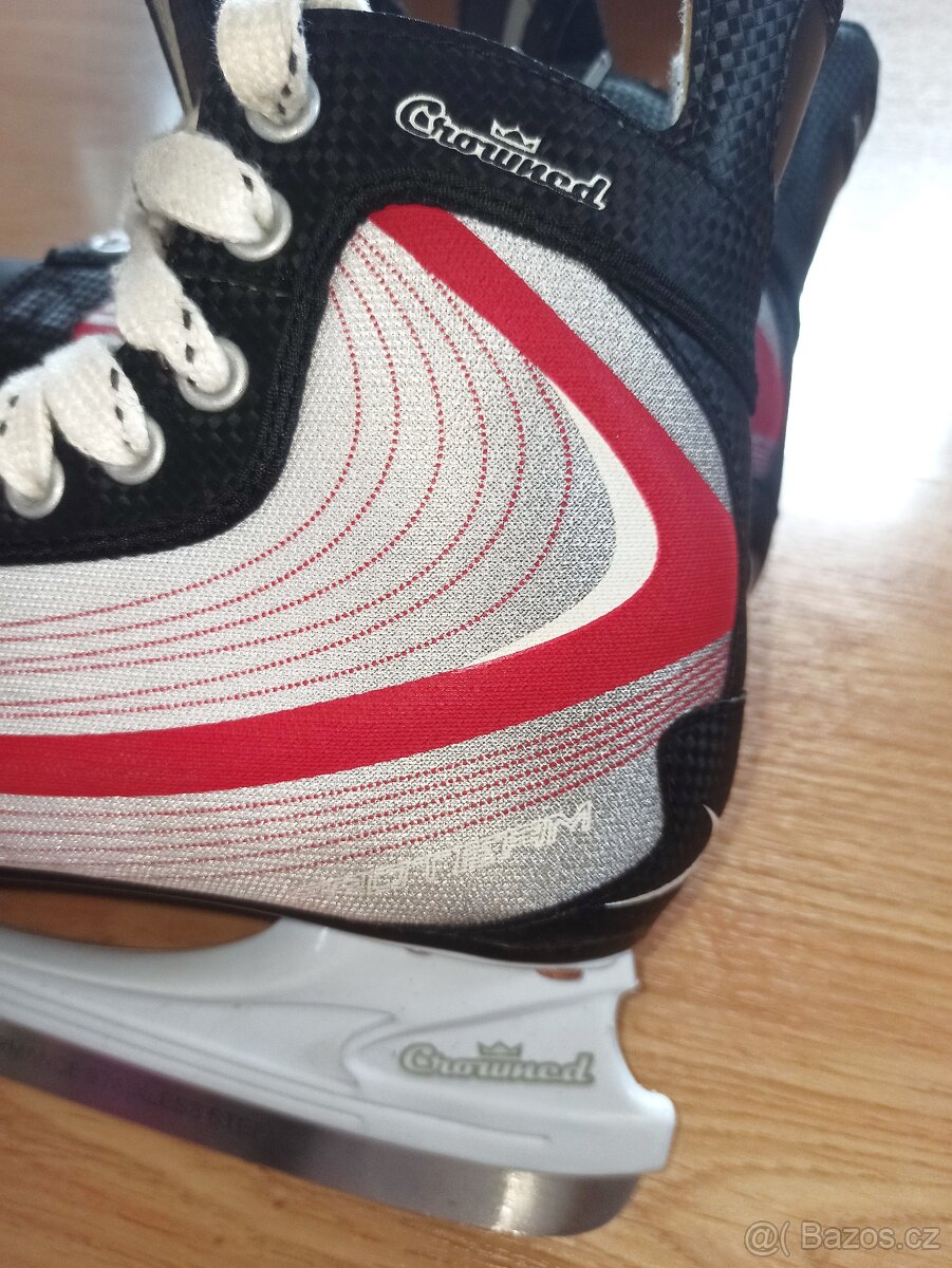 Zimní brusle vel.39 a vel.40 zn.Crowned - 4