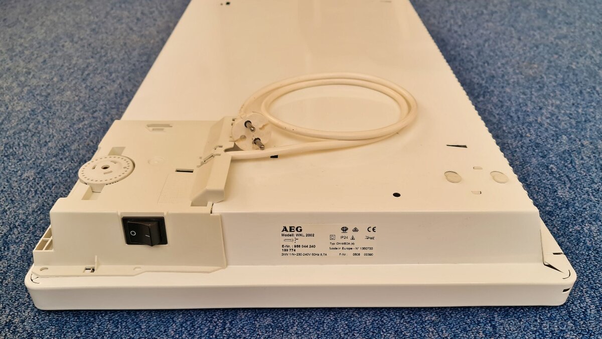 Nástěnný konvektor AEG WKL 2002 - 4