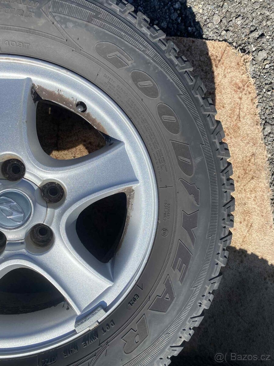 Prodám originální alu kola Hyundai Santa Fe 16" - 4