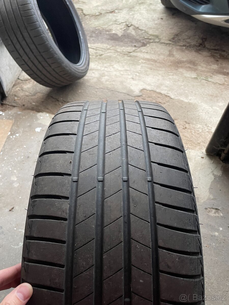 Pneumatiky Bridgestone Turanza T005 225/40 R18 Letní 4ks - 4