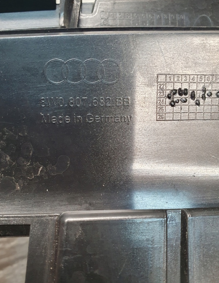 Mřížky nárazníku AUDI A4 S4 B9 face S-line - 4