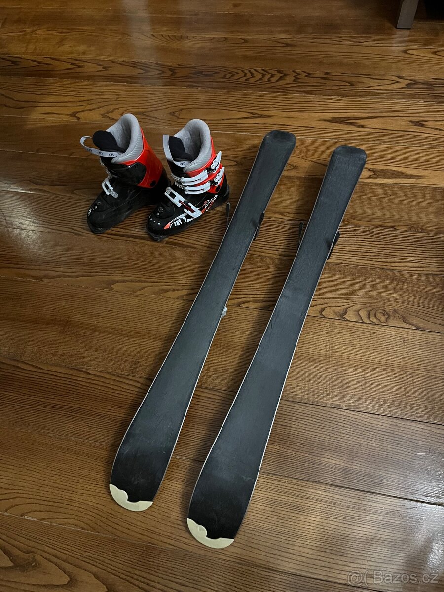 Set lyží Rossignol a lyžáků - 4