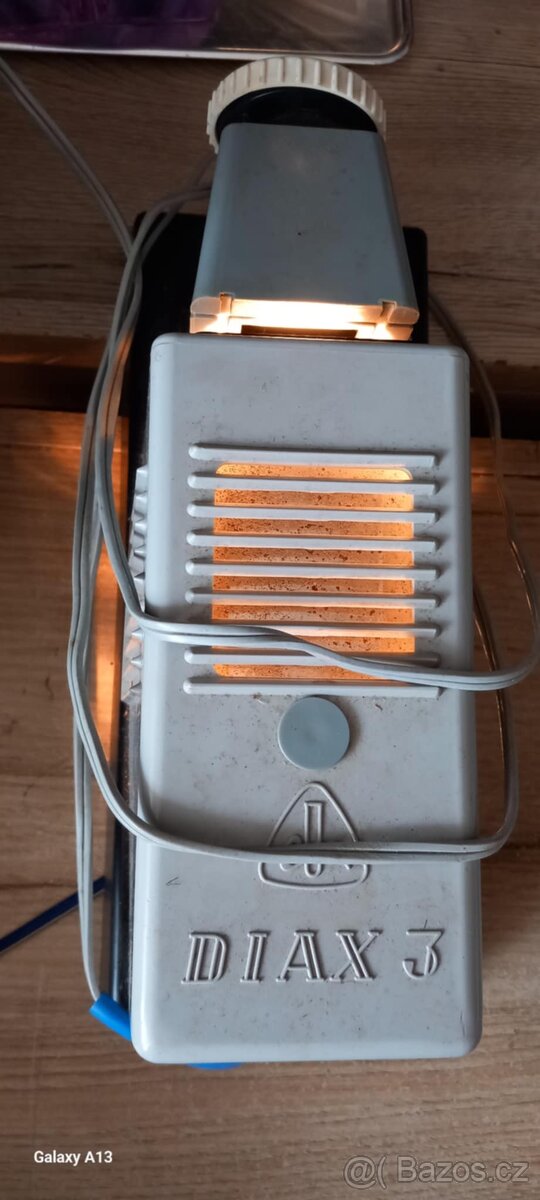 Retro dětský projektor DIAX 3 - 4