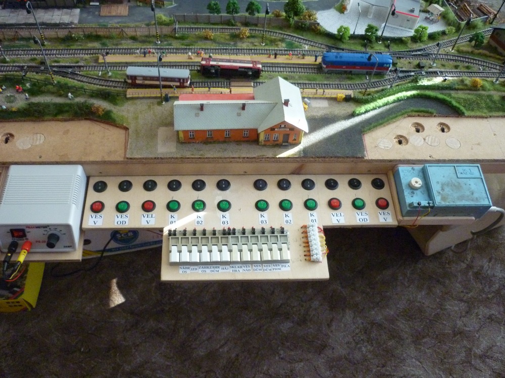 Modelová železnice, kolejište, vláčky TT - 4