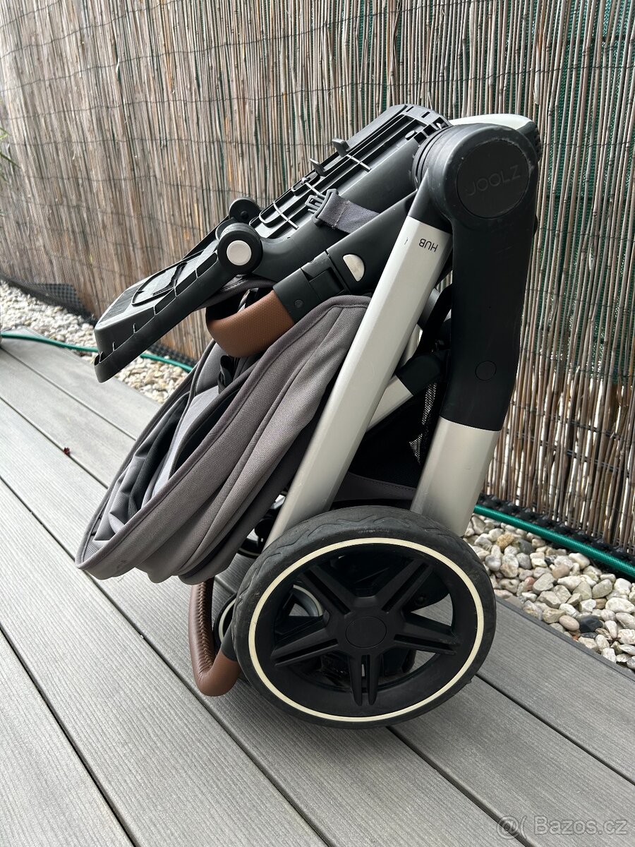 Kočárek Joolz Hub+ šedý - 4