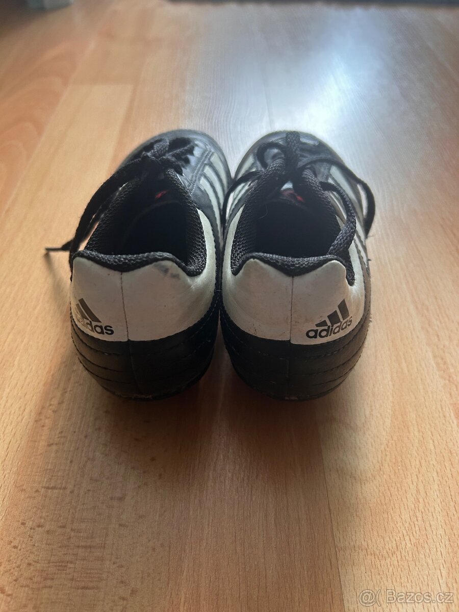 Dětské kopačky Adidas 31.5 - 4