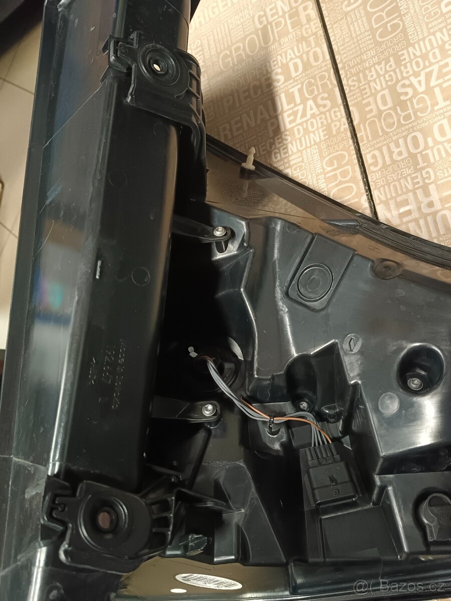 světlo LZ Renault Espace V. - 4