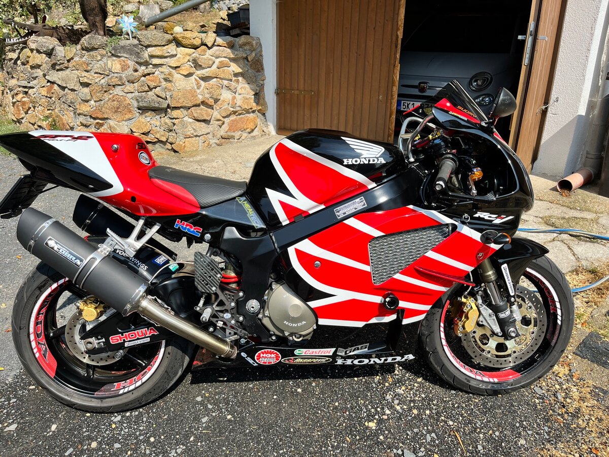 Honda vtr 1000 sp-2 - 4