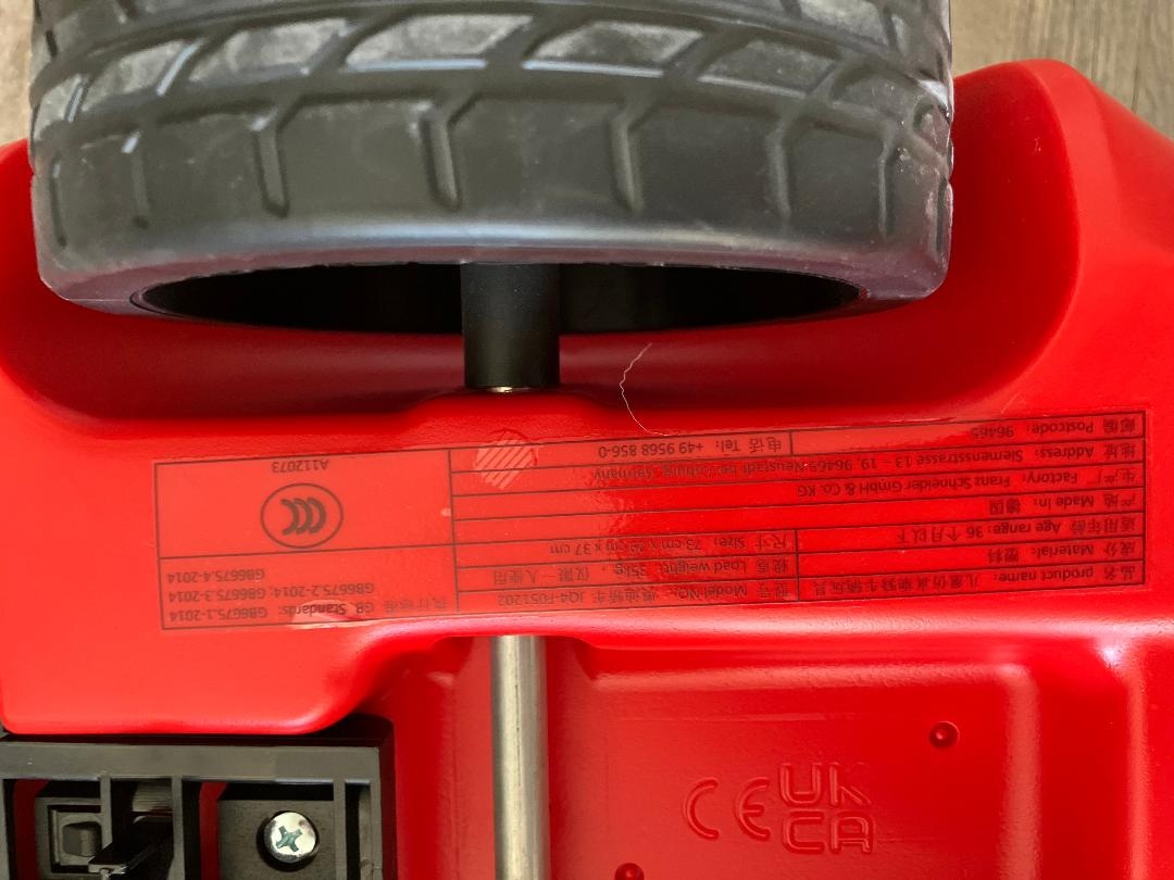 Dětské odrážedlo Audi Junior quattro - červené - 4