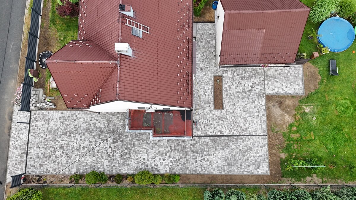 🧱 POKLÁDKA ZÁMKOVÉ DLAŽBY + VÝKOPY & ÚPRAVA TERÉNU - 4