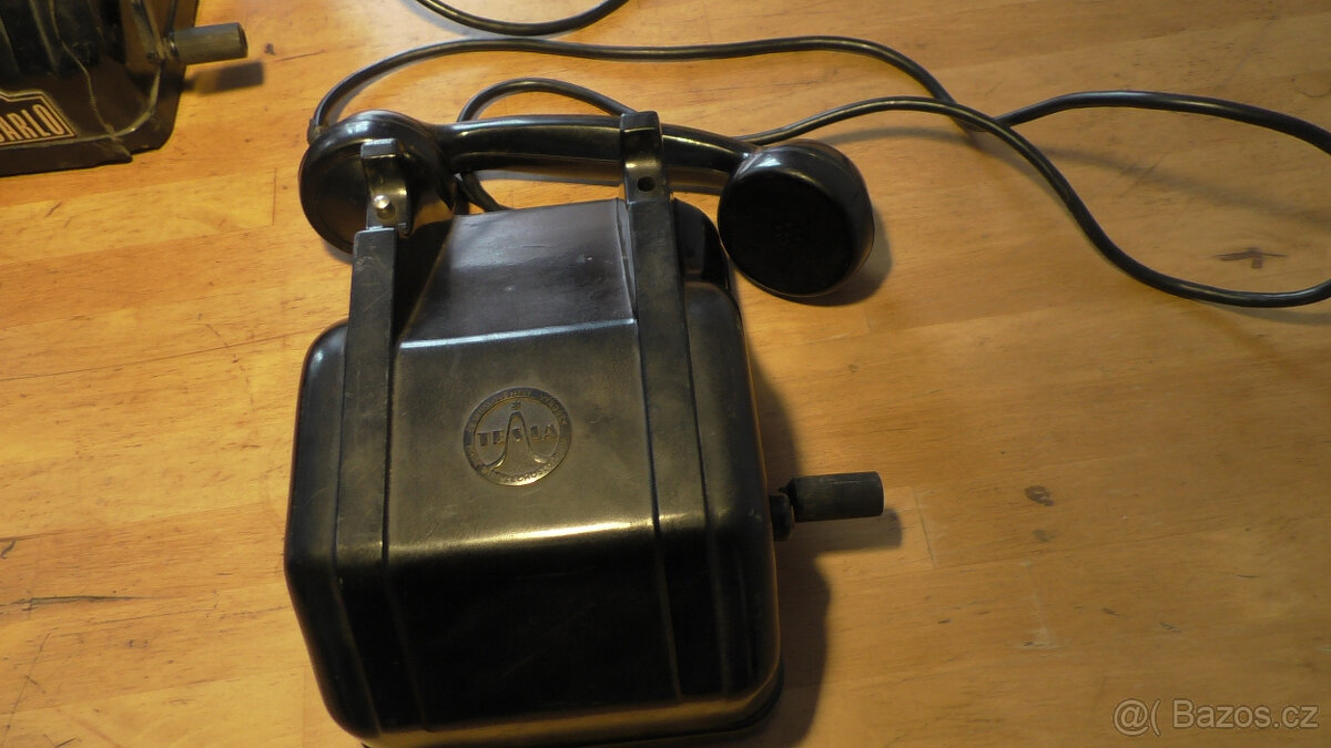 Telefon Tesla s kličkou 3x - 4