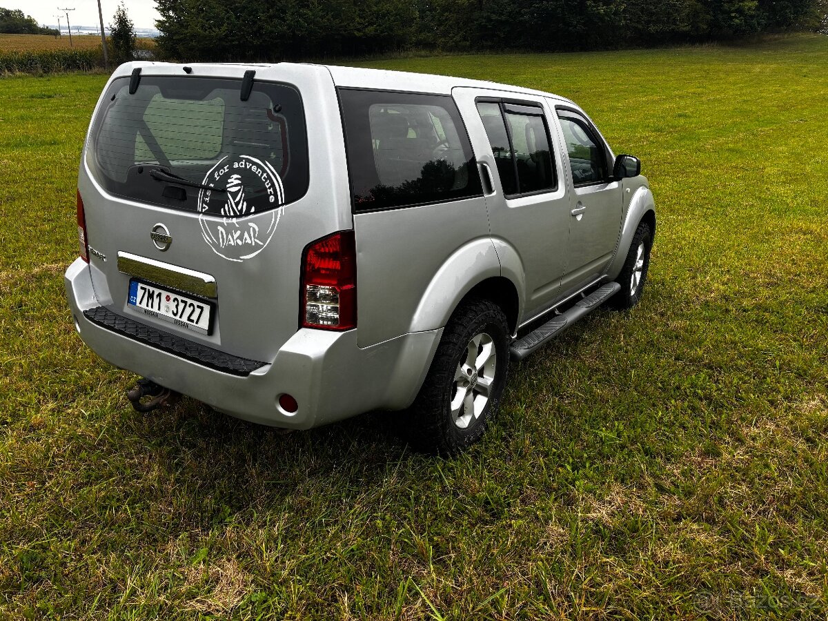Nissan pathfinder - 4